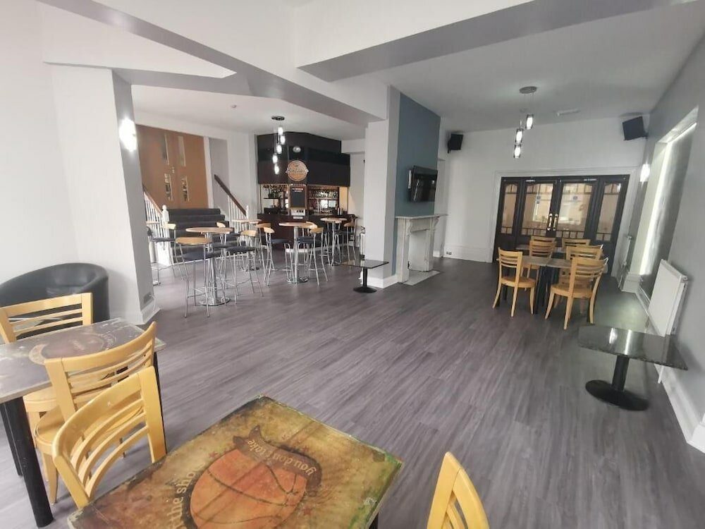 Фото Capital One Hotel