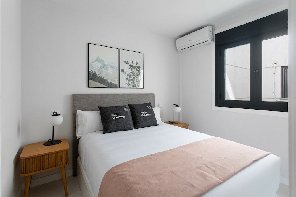 Фото Limehome Madrid Calle de la Paloma