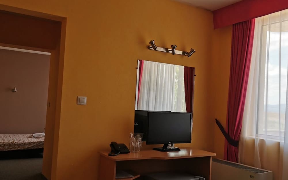 Фото ATM Modeva Chernomorets