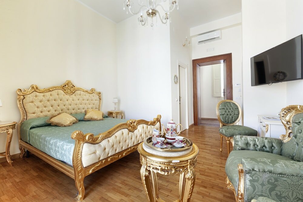 Фото Relais Antica Napoli