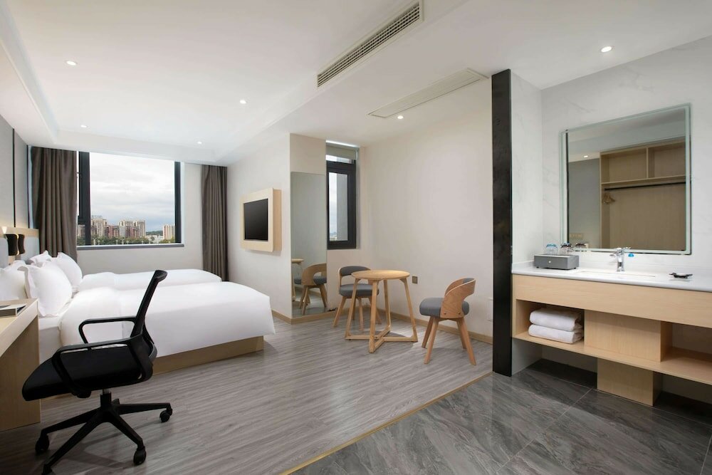 Фото Days Inn by Wyndham Guiyang Nanming