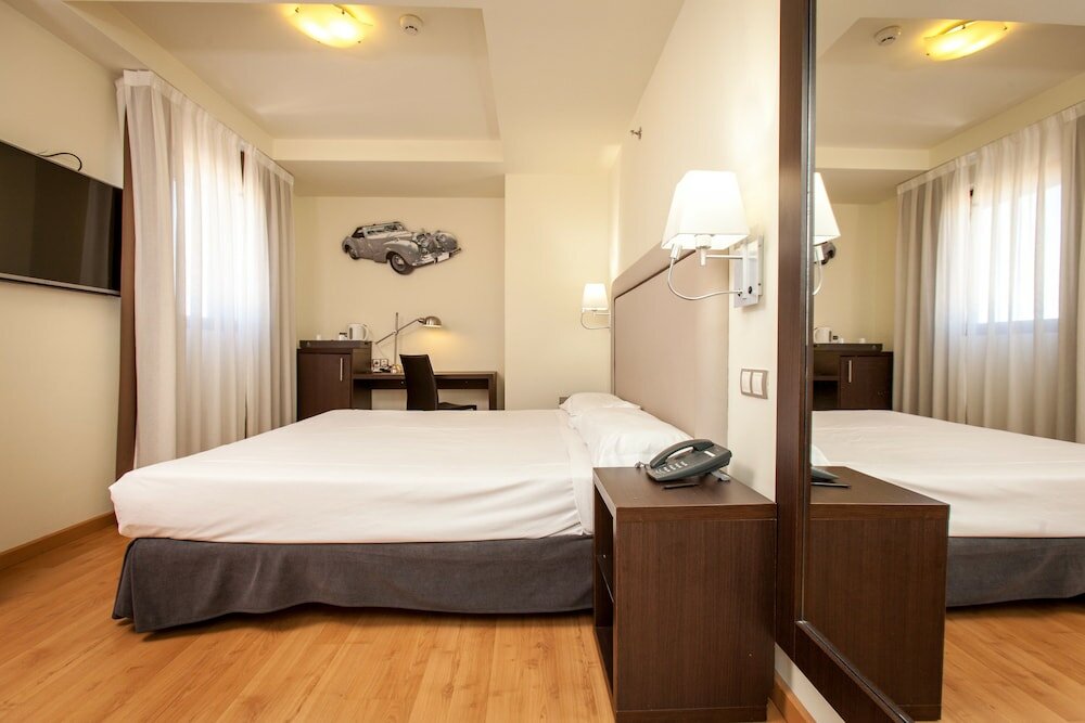 Фото Exe Convention Plaza Madrid