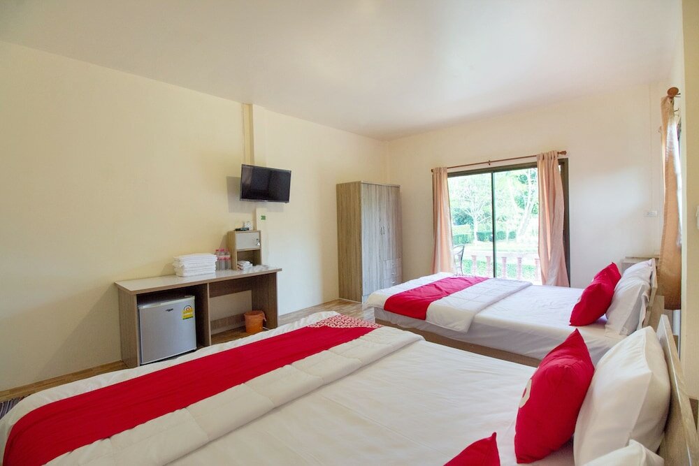 Фото Oyo 75359 Thaiburi Thara Resort