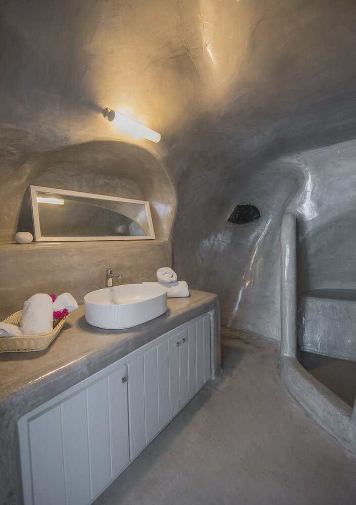 Фото Aqua Serenity Luxury Suites - Adults Only