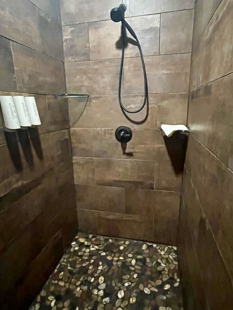 Фото The Dogwood Inn