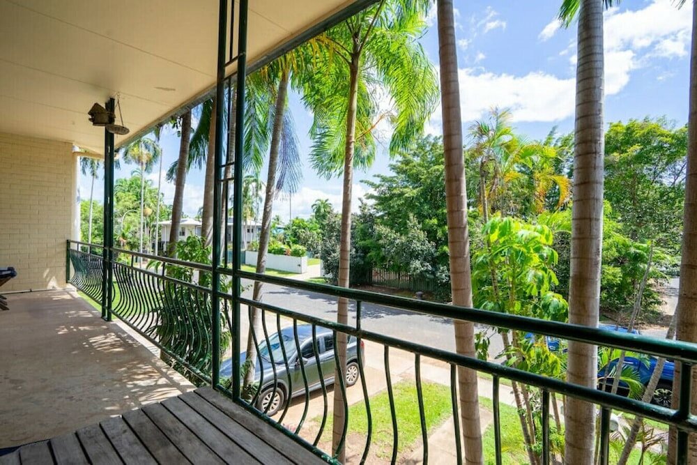 Фото Nightcliff Retreat - Stylish 2br Apt