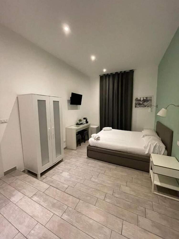 Фото Relais Merulana Guesthouse