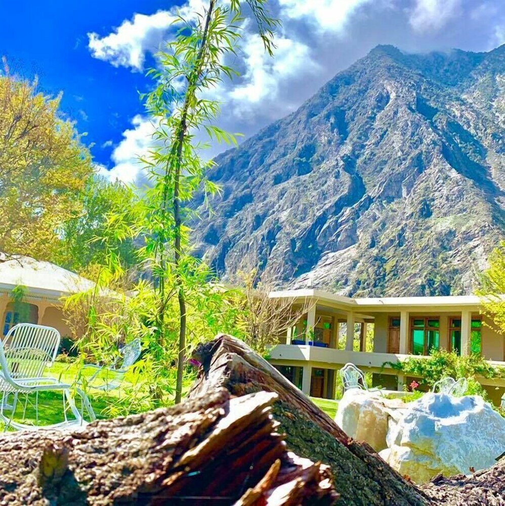 Фото Gahirat Castle