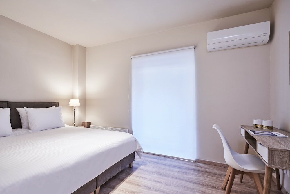 Фото Charitos II Chic n modern 2bd Apt