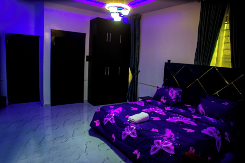 Фото RichVilla Apartments & Hotels