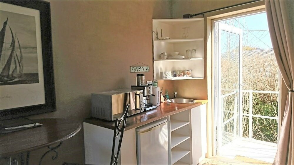 Фото Indigo Moon Guesthouse