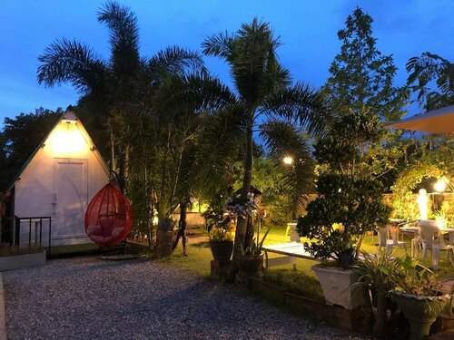 Гостиница RoomQuest One Bangsaray