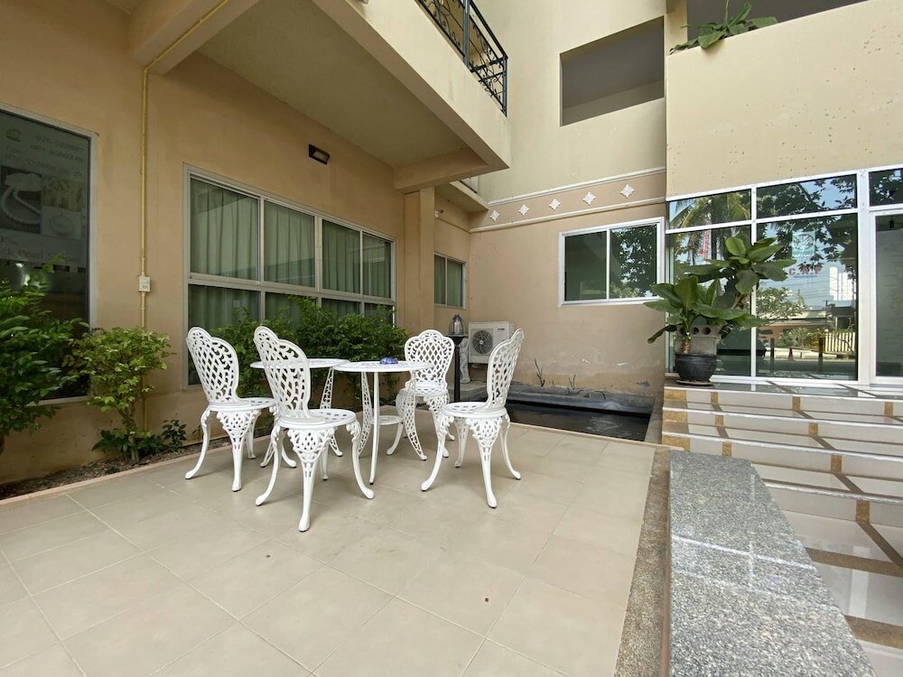 Фото C. A. P. Mansion Hotel