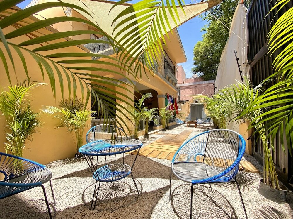 Фото Roomies Hostel Centro Medico