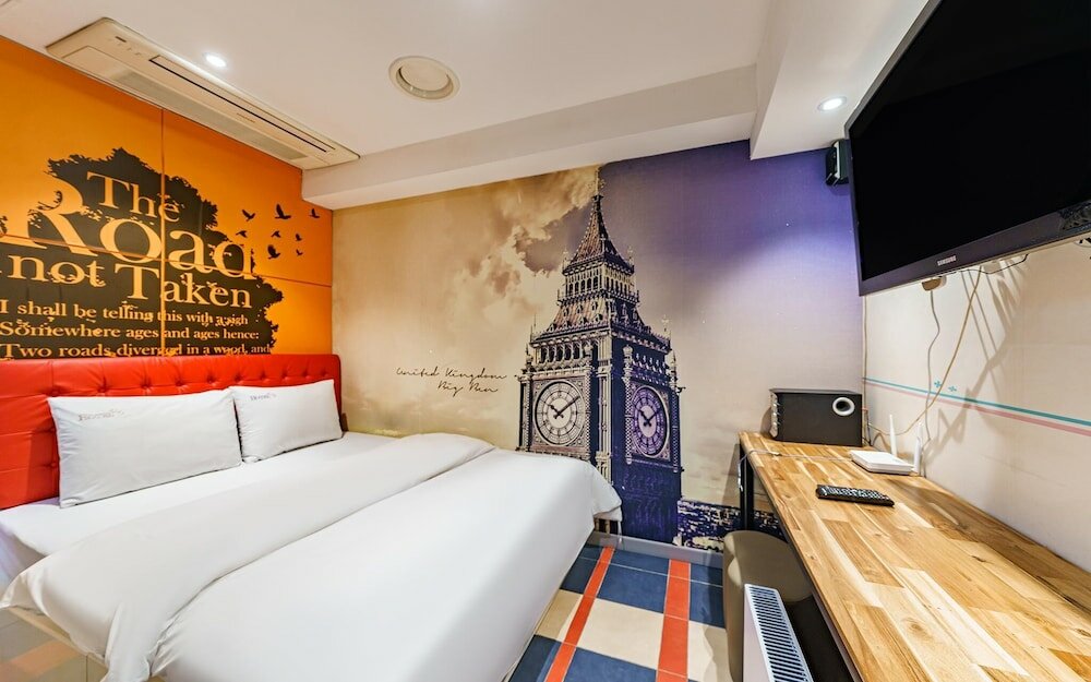 Фото Shinchon S Hotel