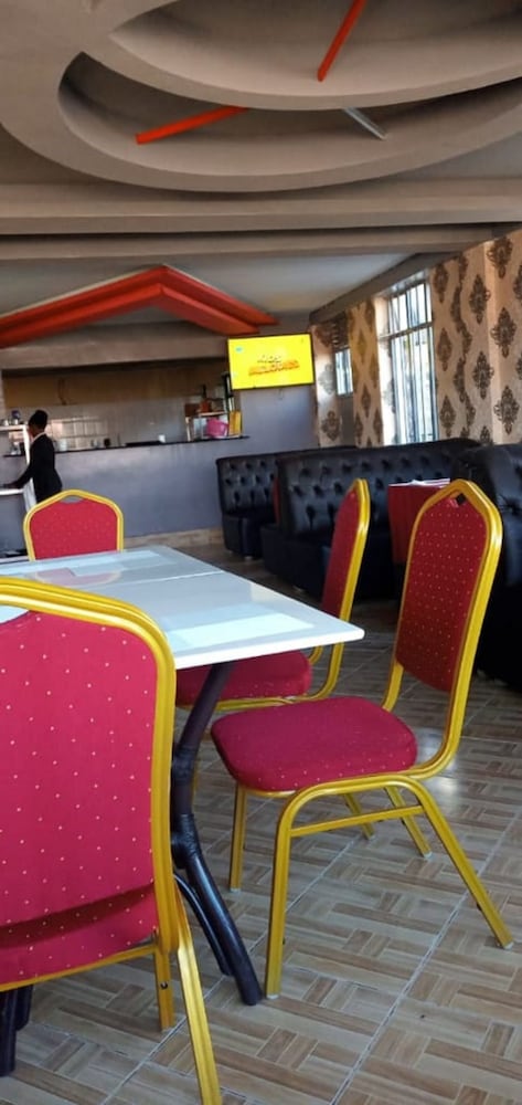 Фото Midlands 033 Hotel