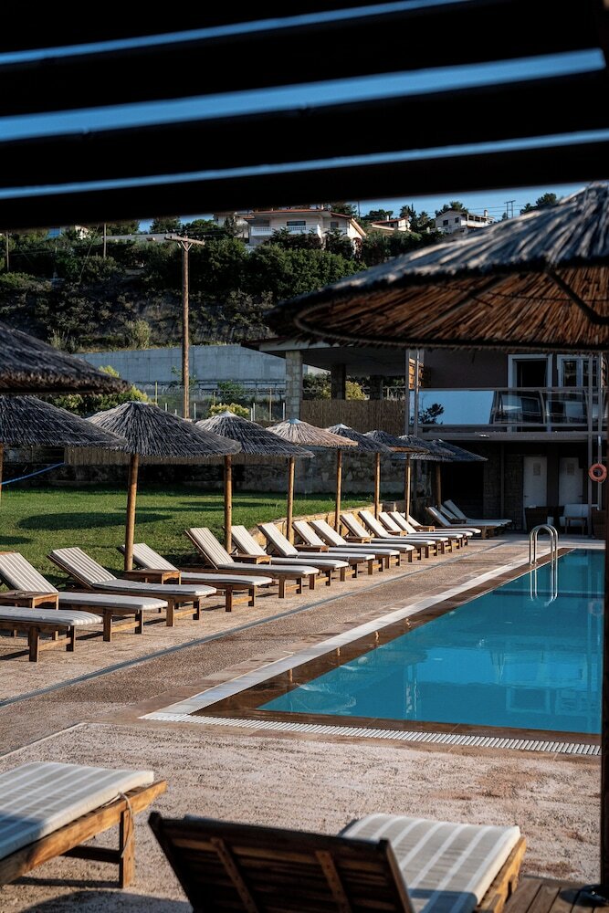 Фото Black and White Boho Resort