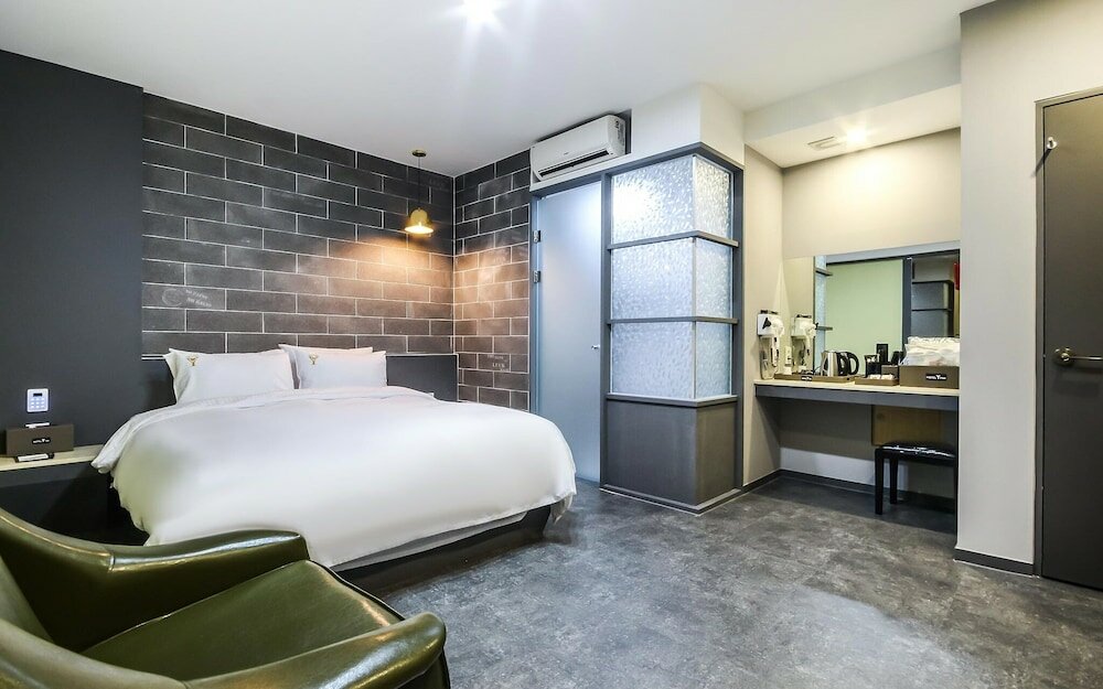 Фото Yeosu Hotel Y