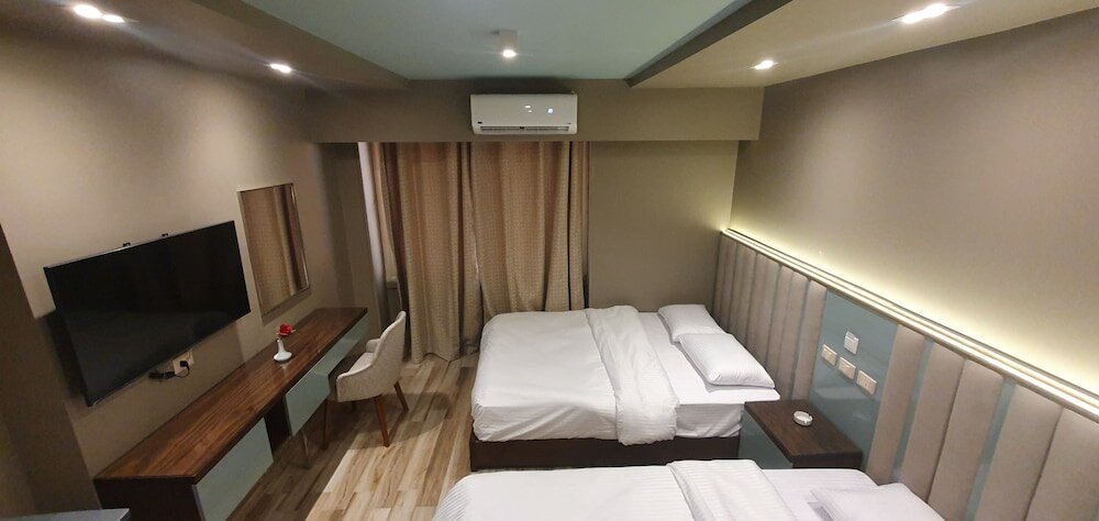 Фото Grand Bayan Hotel at Nile Plaza