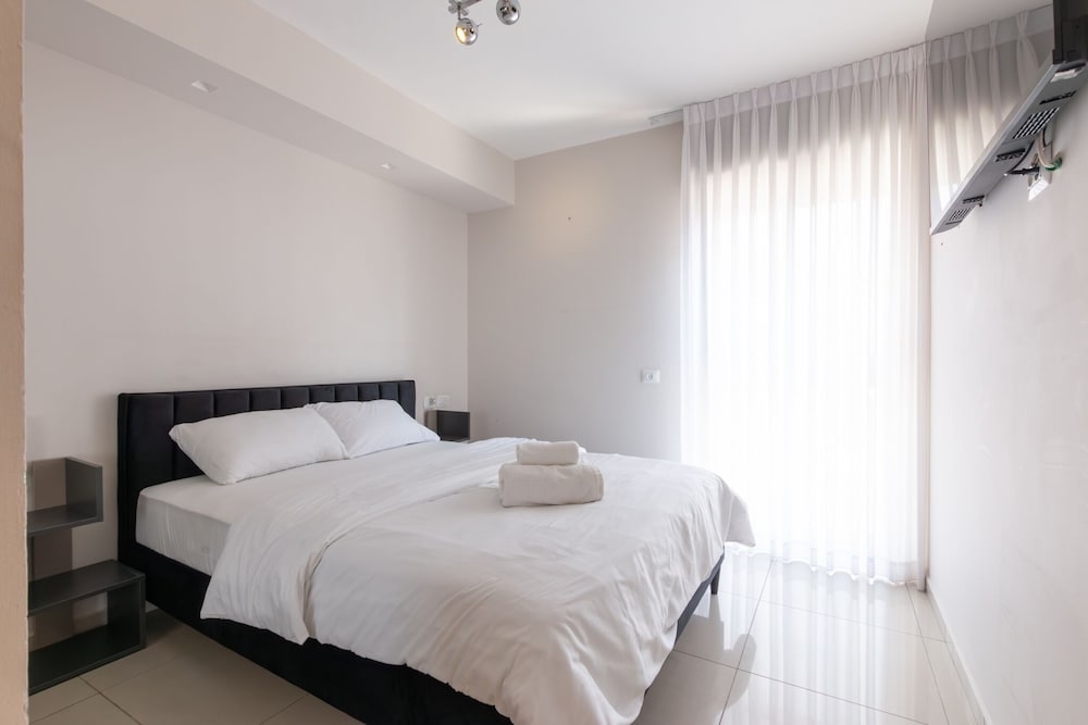 Фото Luxury Tower parking Shopping Mall 2br