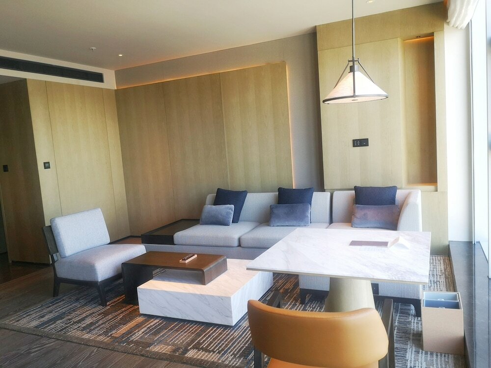 Фото Courtyard by Marriott Luoyang