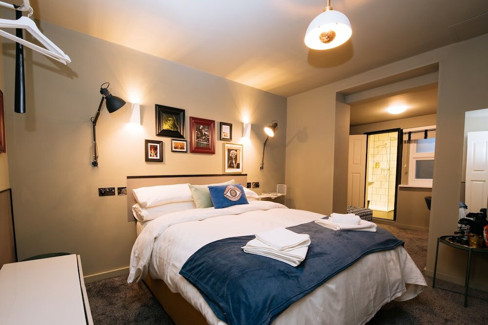 Фото The Warwick by Aura Collection