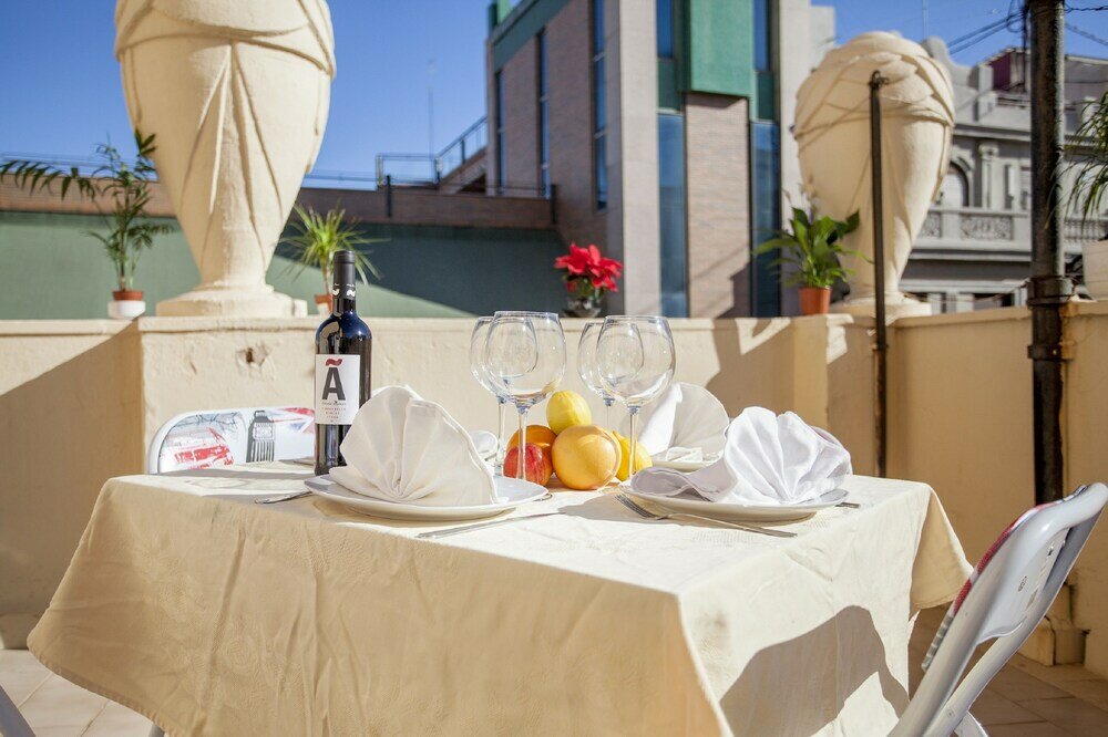 Фото Atico de lujo plaza ayuntamiento pet friendly