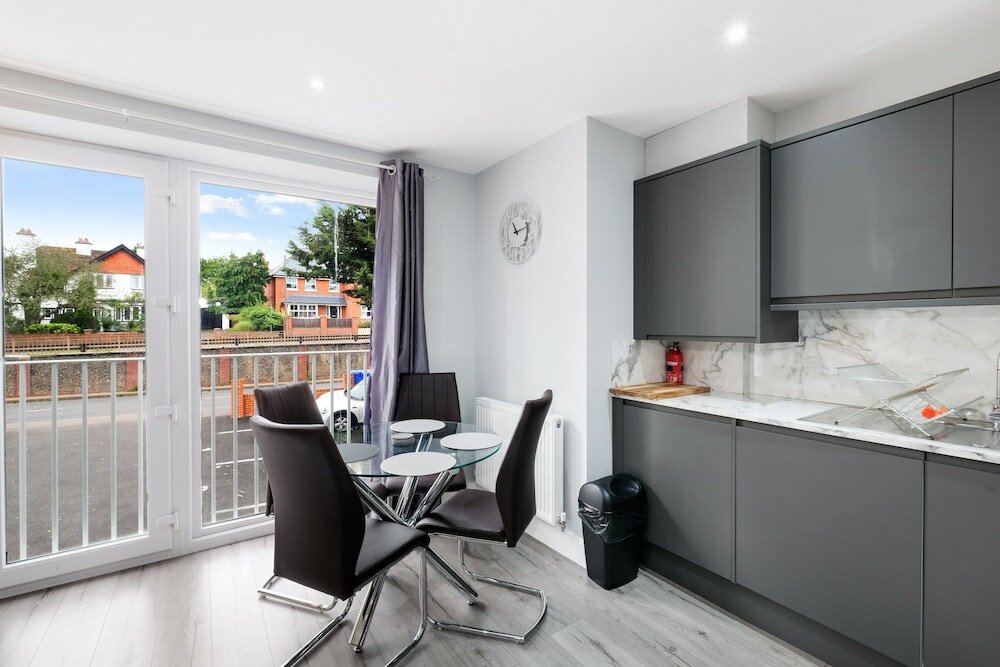 Фото Braywick Serviced Apartments by Ferndale