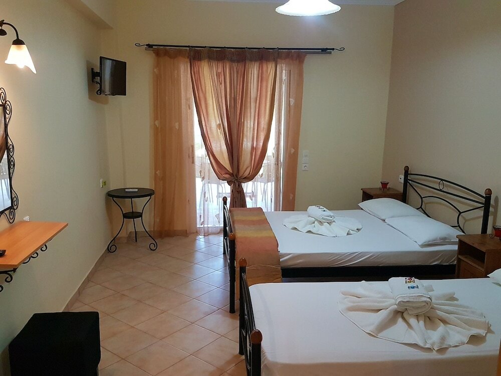 Фото Marathon Studios &Apartments