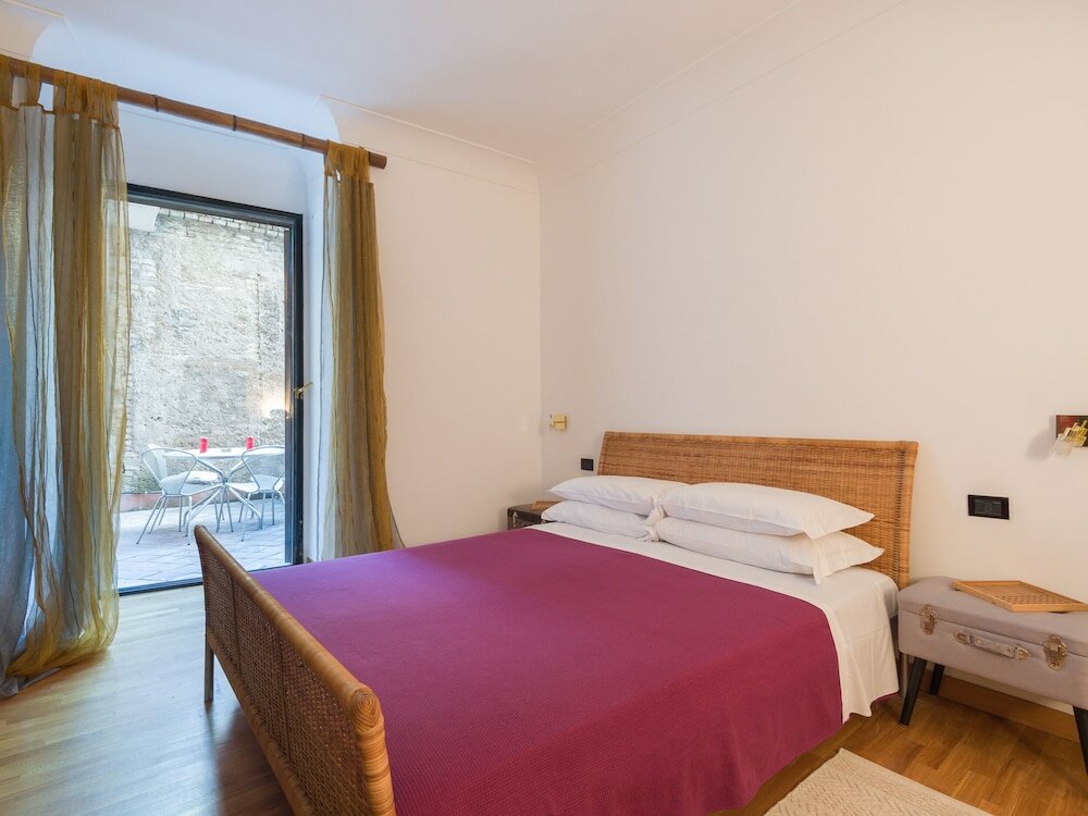 Фото Rsh Ghetto Enchanting Terrace Apartment