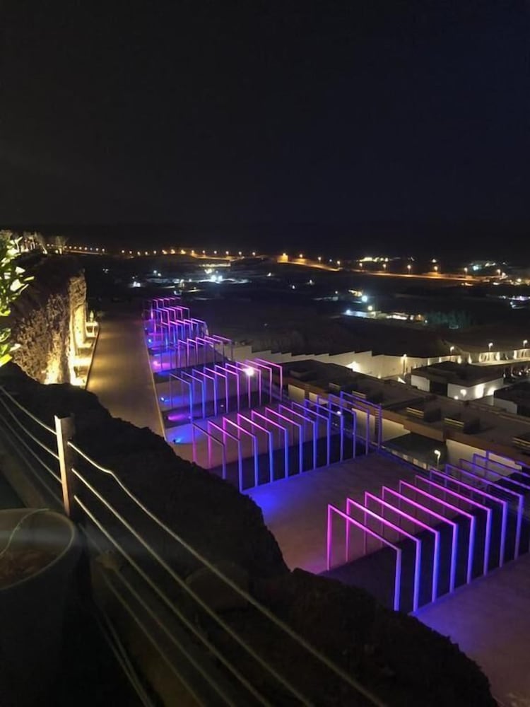 Фото Al Ammariah Hills Resort