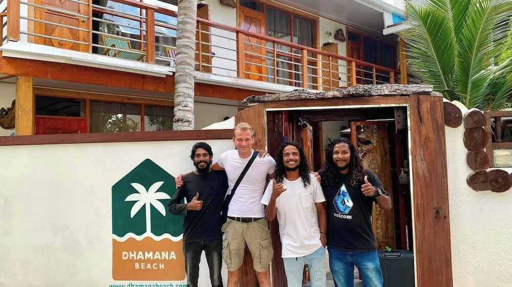 Фото Dhamana Beach