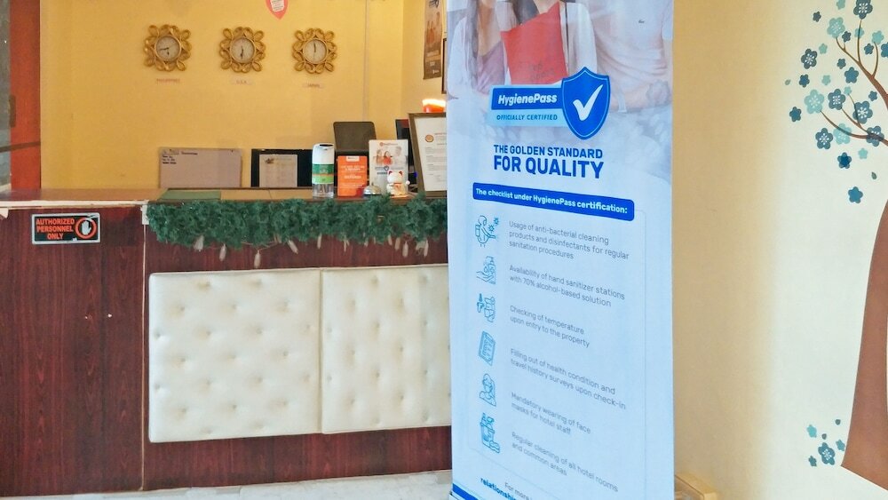 Фото RedDoorz near Baclay Drive Super Metro