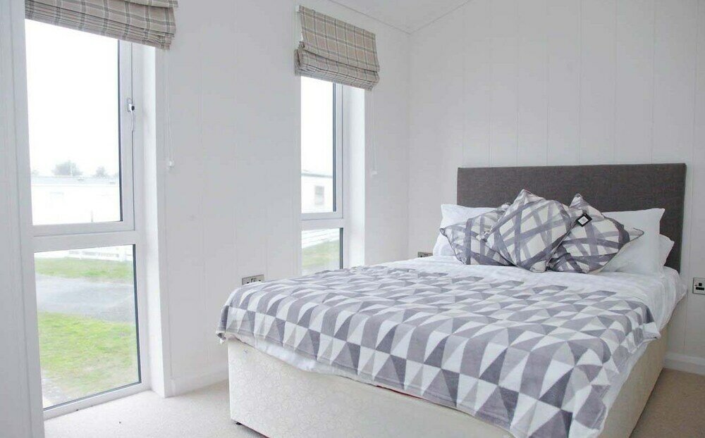 Фото Sandy Balls Holiday Village