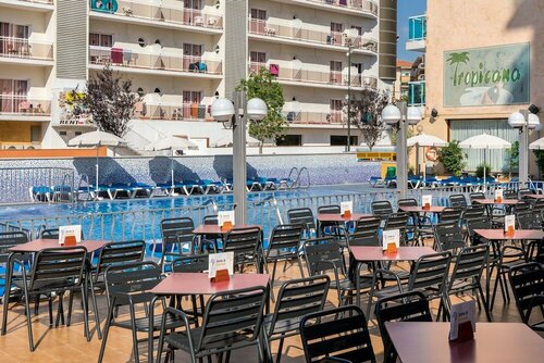 Внешний вид отеля Cartago Nova by Alegria в Мальграт-де-Маре, фото 4