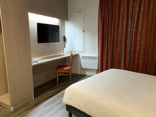 Гостиница Hôtel Agena Lille Aéroport Lesquin