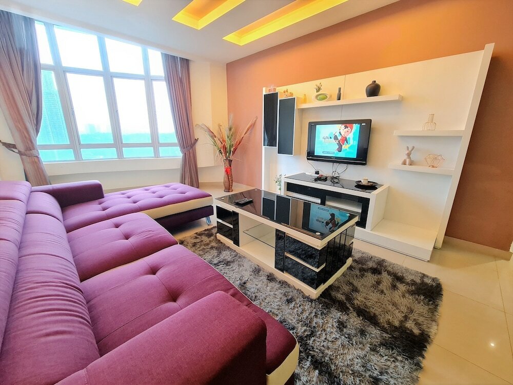 Фото Duta Hotel & Residence by Sarahs Lodge