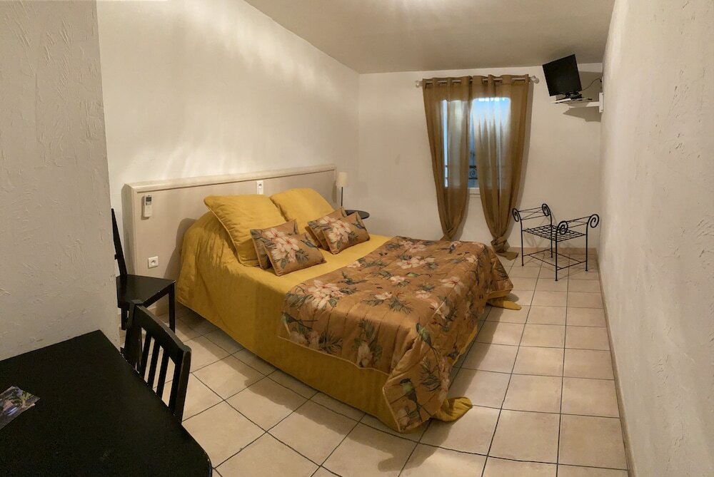 Фото Hotel Bar Restaurant de l'Avenir