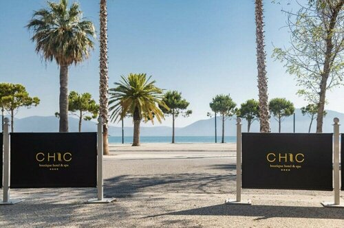 Гостиница Chic Hotel & SPA во Влёре