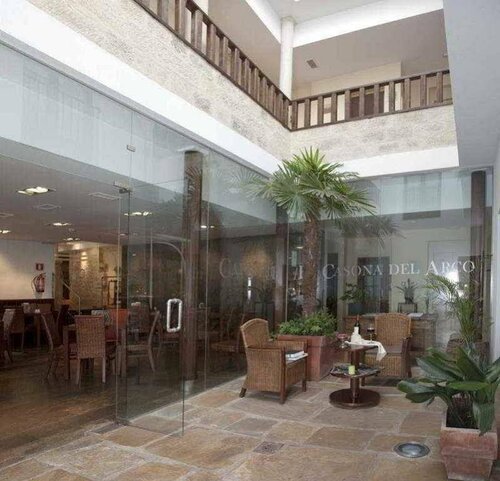 Гостиница Hotel Yit La Casona del Arco в Баезе
