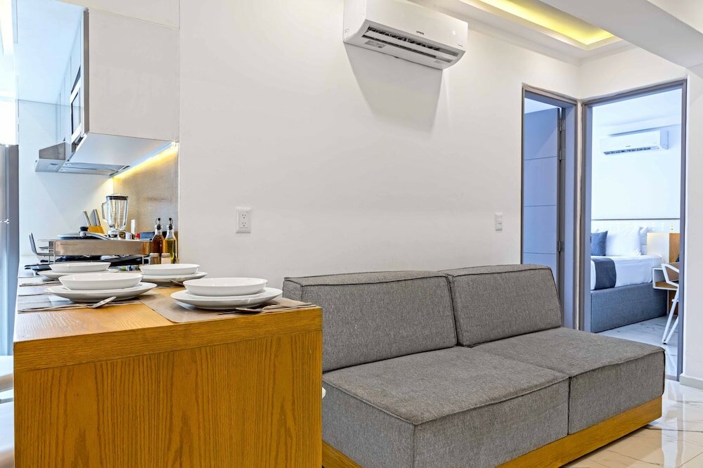 Фото Luxury Apartments Pool & Jacuzzi