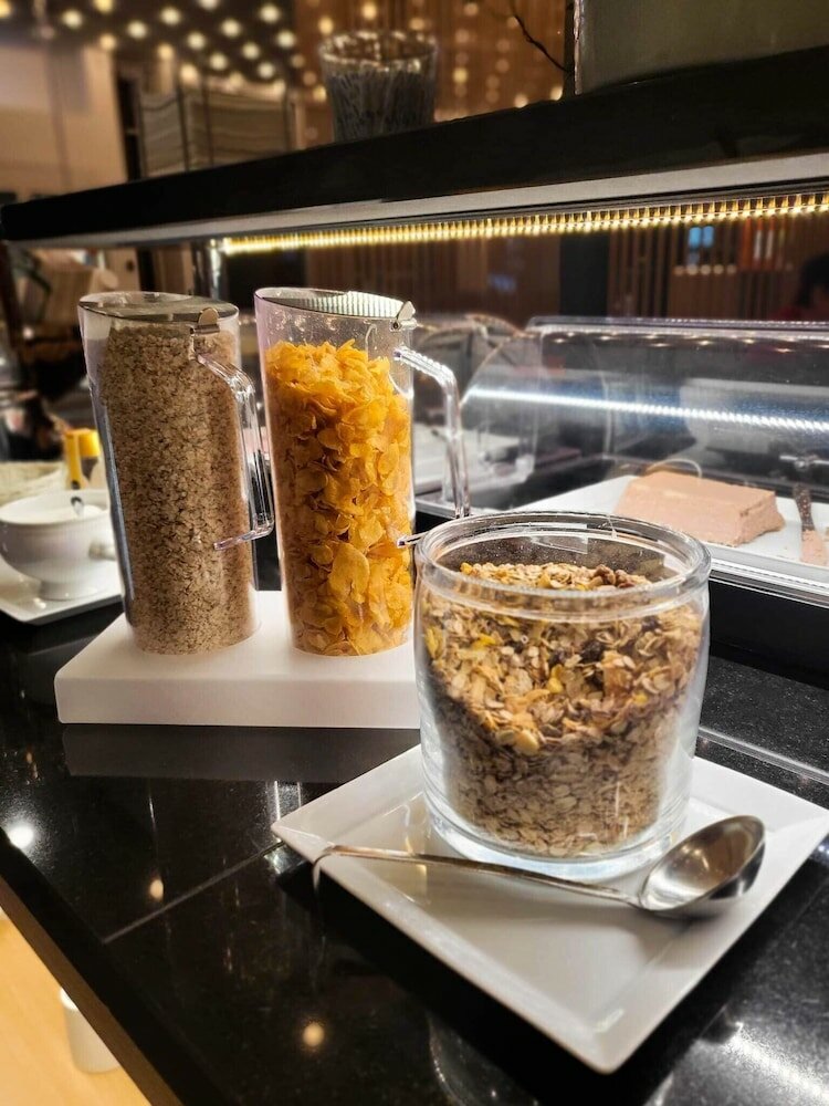 Фото Hhe Express Hotel