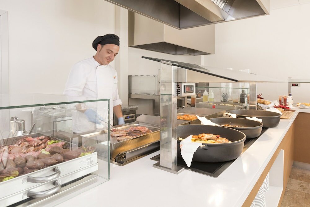 Фото Apartamentos Hsm Lago Park