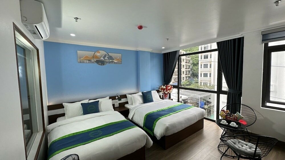 Фото New Horizon Hotel