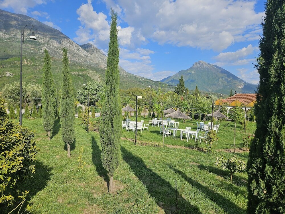 Фото Lord Byron Guesthouse