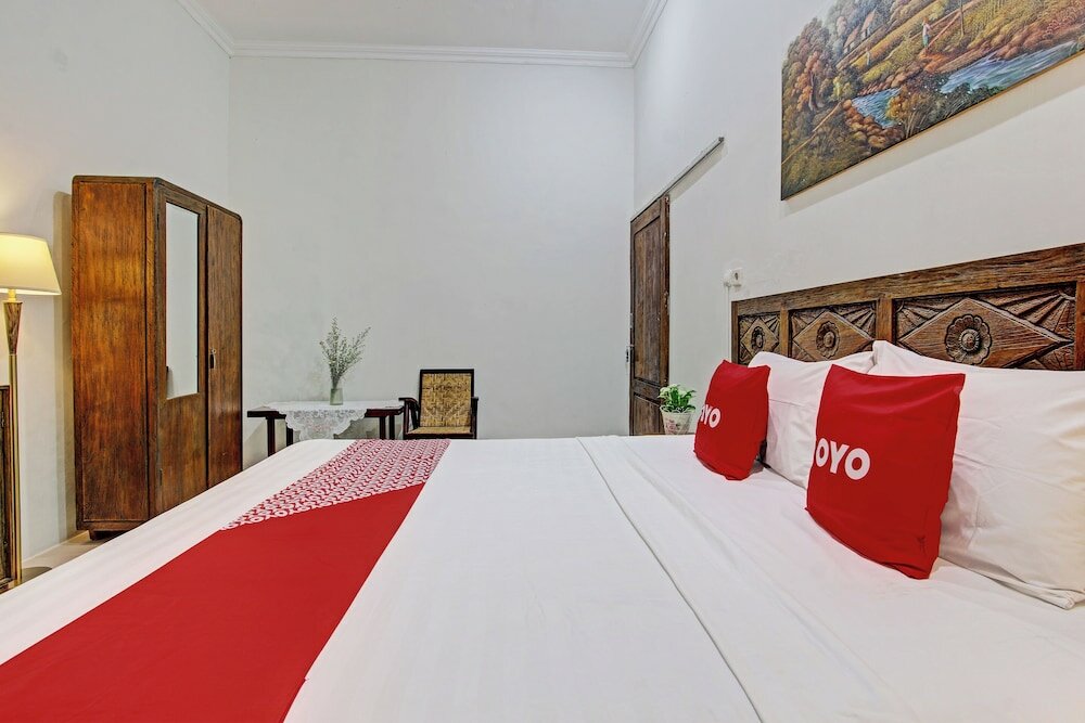 Фото Oyo 92757 Ndalem Pusponyidro Syariah