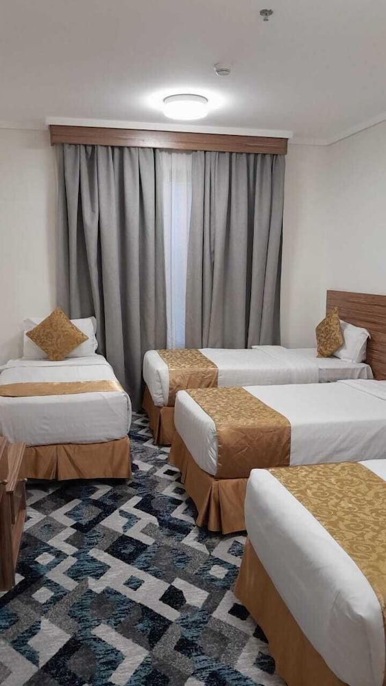 Фото Sama Al Amani Hotel