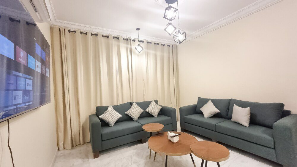 Фото Hometel Alfaysaliyah