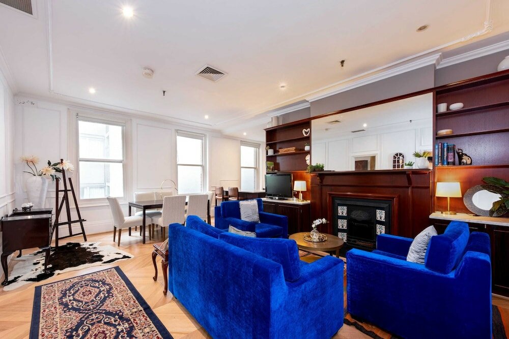 Фото Quiet 2 Bedroom Apartment in Heritage Building in the Cbd