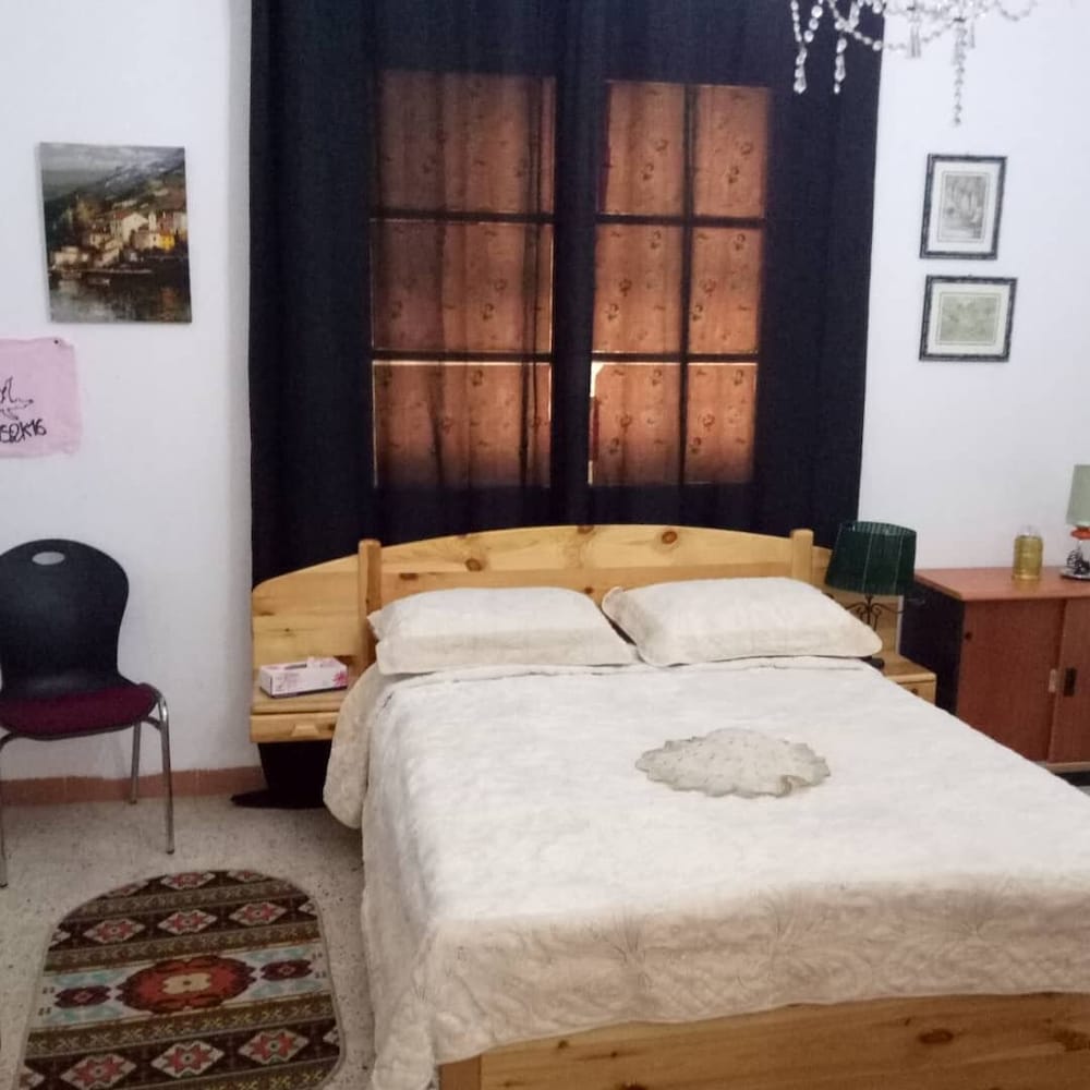 Фото Goldenroom Elbiar